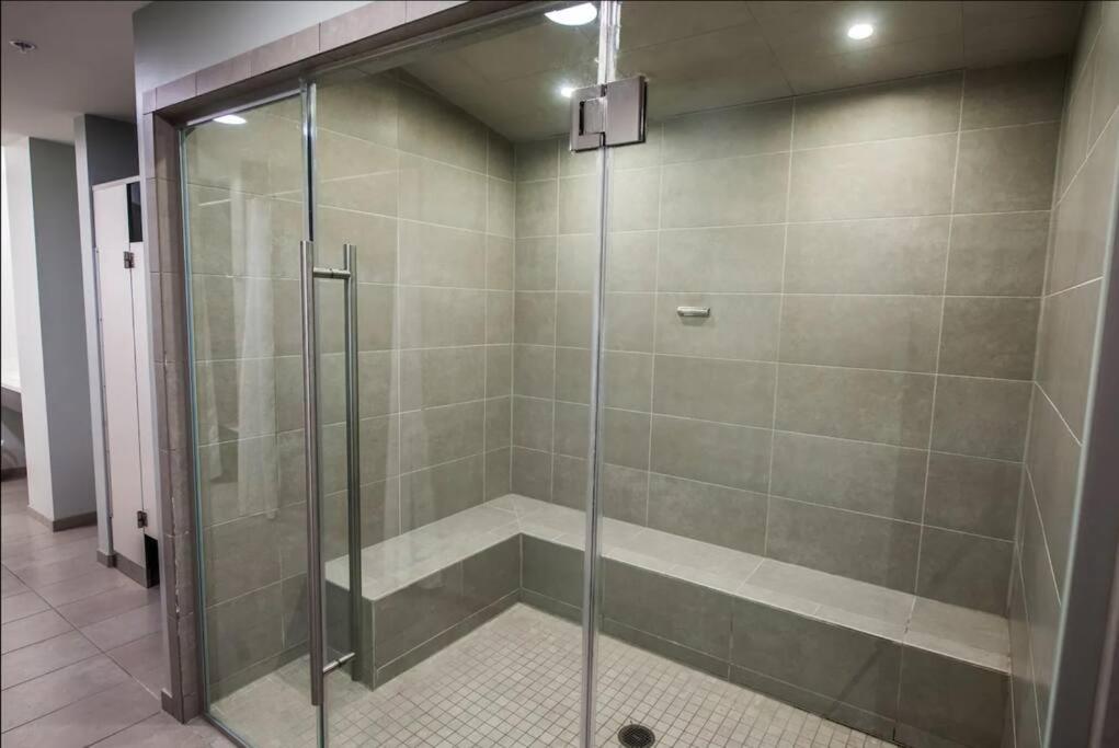 Heart Of Dt On Playhouse Square With Heated Pool- 210 Apartment *